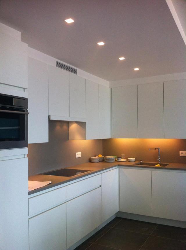 Modern Op De Zeedijk Met 2 Slaapkamers Te Appartement *